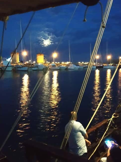 Rhodes: Night Cruise with Live Music and Sightseeing. - The Experience: What to Expect