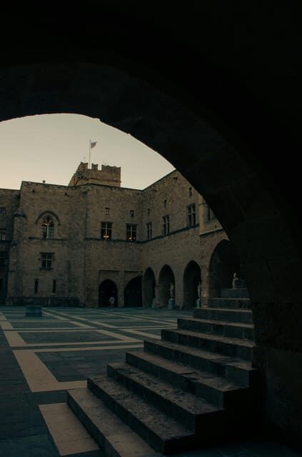 Rhodes: Old Town and Grand Master Palace Shore Excursion - Who Should Consider This Tour?