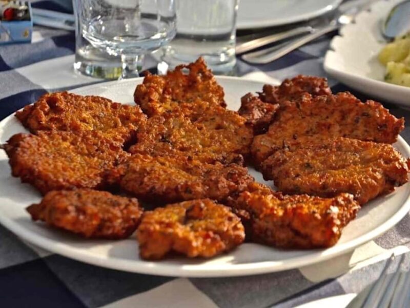 Rhodes: Private Medieval City Treasure Hunt with Food Stops - The Visuals and Atmosphere