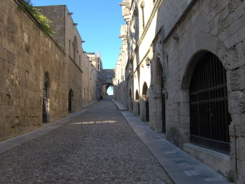 Rhodes Town: Private Walking Tour with a Licensed Guide - Why You Might Love This Tour