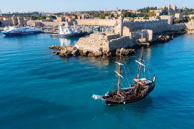 Rhodes:1-hour Sightseeing Day Cruise on an 18th-Century Boat - The Experience from the Reviews