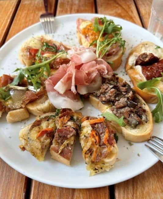 Rialto Street Food Tour & Stories: A Taste of Venice - Authenticity and Guide Quality