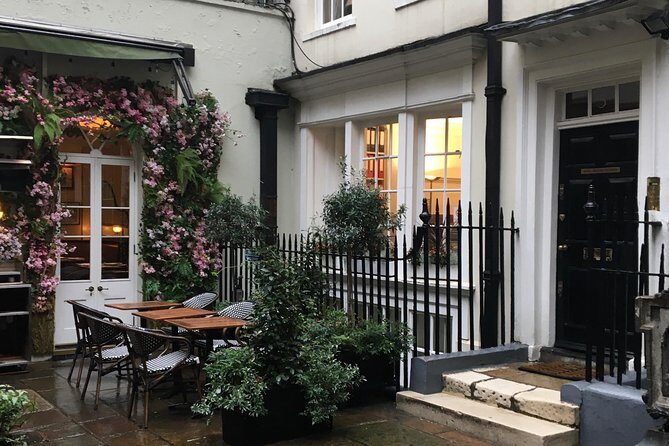 Rich people behaving badly - The Sum Up: Is It Worth It?