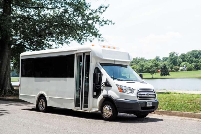 Richmond: Offbeat History Tour on a bus - Discovering the Unexpected Side of Richmond