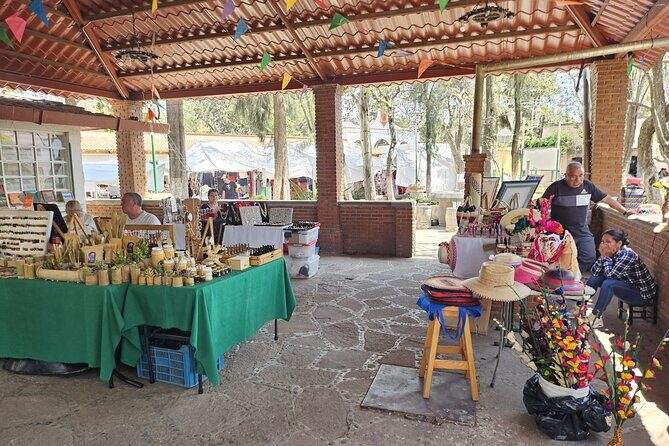 Ride Ajusco mountain trails & enjoy a ranch barbecue - FAQs