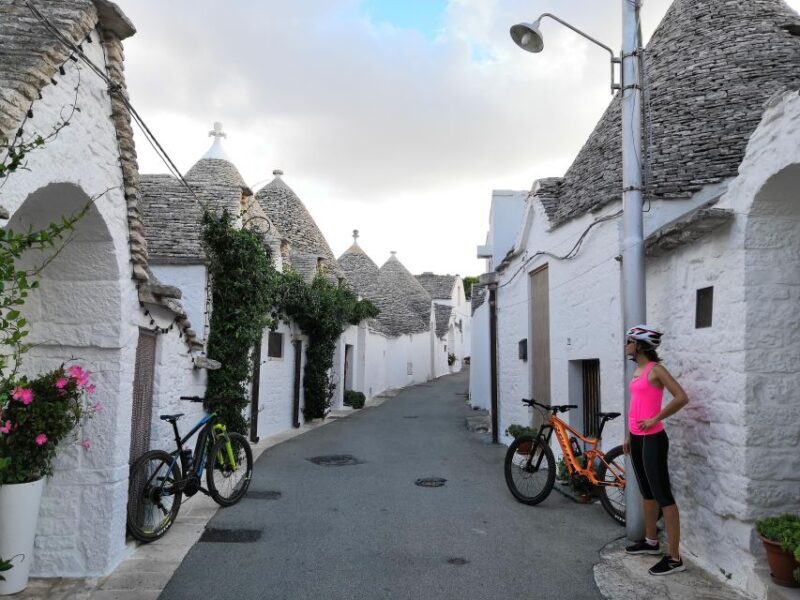 Riding to Alberobello and countryside with E-Bike - Key Points