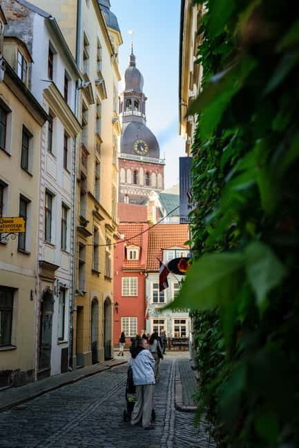 Riga: 2-Hour Walking Tour in the Old Town - The Cost and Value