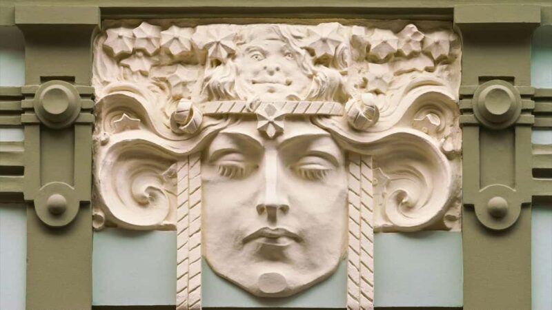 Riga: Art Nouveau Walking Tour with Welcome Drink - The Architectural Highlights and Stories