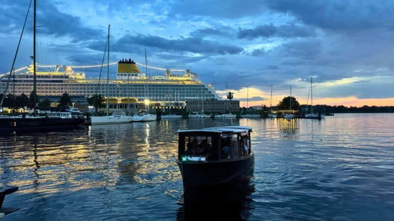 Riga: Canal Boat Tour with Drink & Old Town Audio Tour - Who Will Love This Tour?