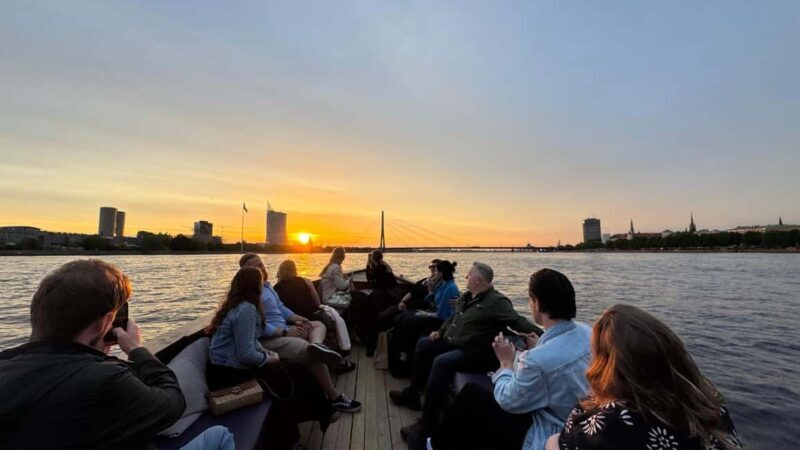Riga: Canal Boat Tour with Welcome Drink & Audio Guide - The Value of This Experience