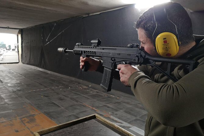 Riga Gun Range: shooting with Winchester, Glock17, & Kalashnikov - Key Points