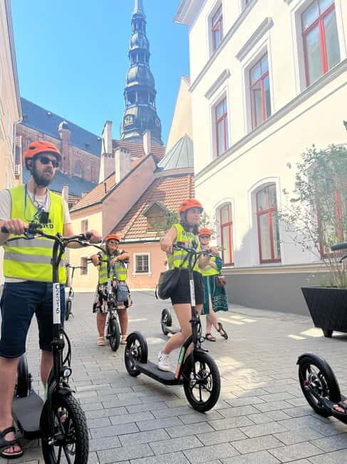Riga Highlight Big wheel e-scooter Group or Private tour - Exploring Riga on E-scooters: What You Need to Know