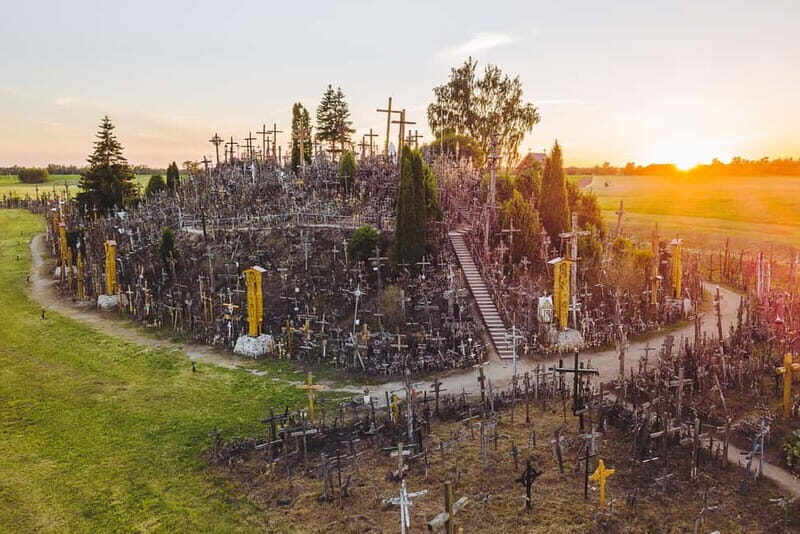 Riga: Hill of Crosses, Rundle Palace, & Bauska Castle Tour - FAQ
