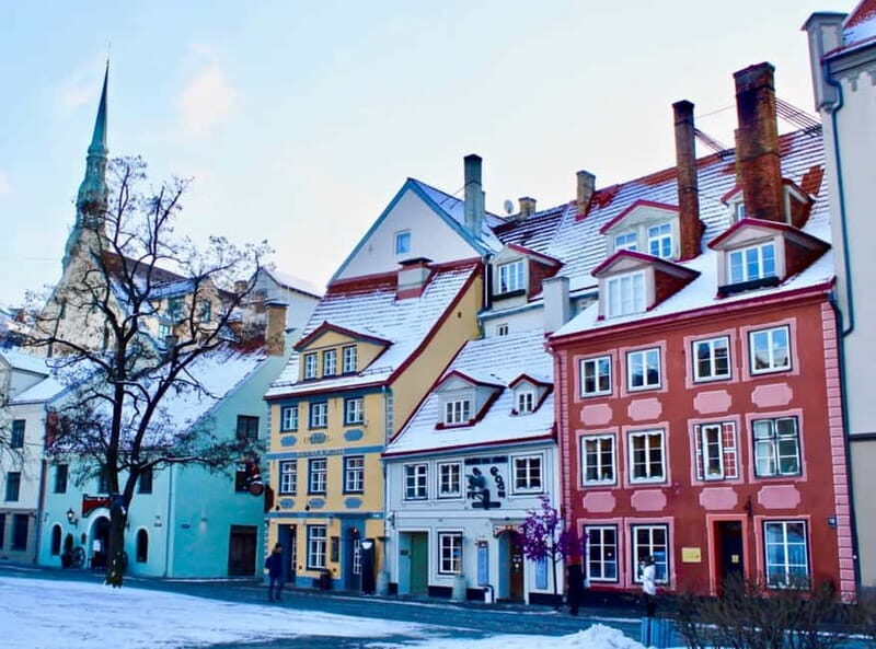 Riga Old Town, C Market & Art Nouveau Guided Walking Tour - What’s Included & What’s Not