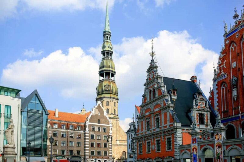 Riga: Old Town Photo Orienteering Game - Who Will Love This Tour?