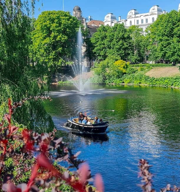 Riga: Private Boat Tour City Canal and Daugava River - What to Expect on the Day