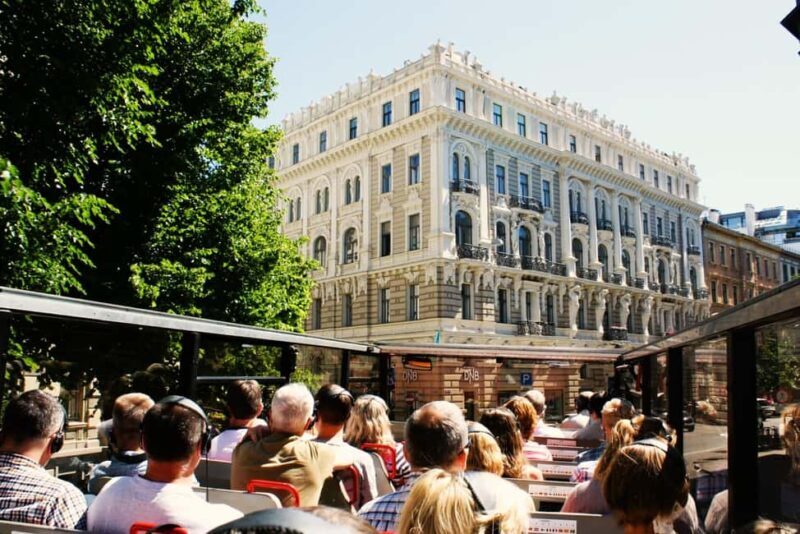 Riga: Red Bus Hop-On Hop-off Sightseeing Grand Tour - FAQs