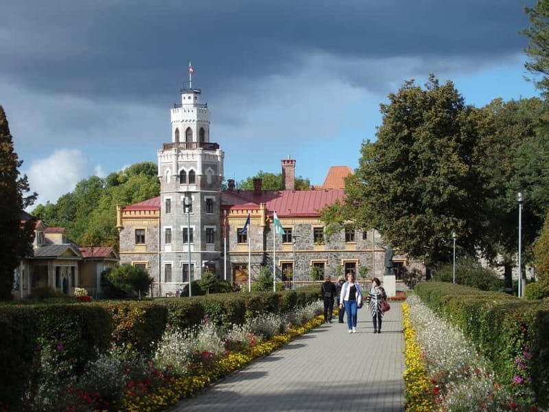 Riga to Sigulda & Cesis: Explore Latvias Medieval Castles - The Scenic Cable Car Ride (Optional)