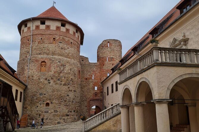 Riga to Vilnius - Sightseeing transfer - FAQ