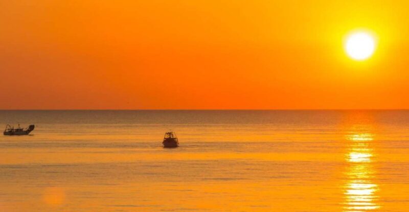 Rimini: Beach 42 experience with umbrella and drink - Key Points