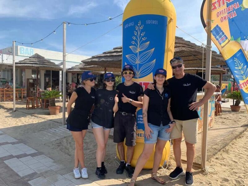 Rimini: Relaxing day by the sea with aperitif for 2 people - Key Points