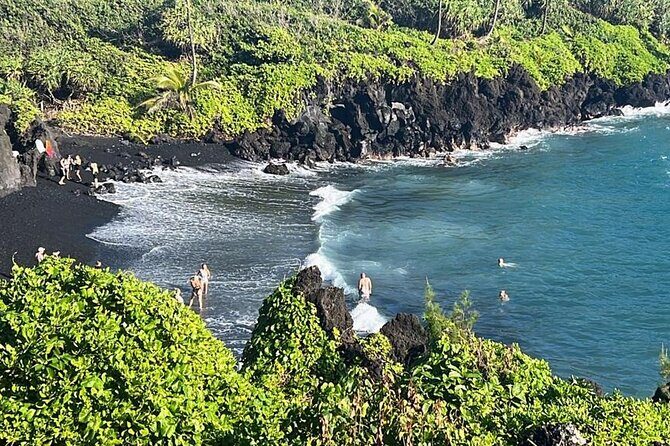 Road To Hana Black Sand Beach Waterfalls & Turtles Tour - Pros and Cons