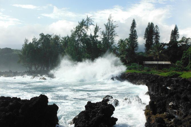 Road to Hana Luxury Limo-Van Tour with Helicopter Flight - What to Keep in Mind