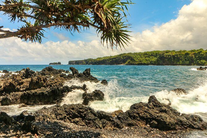 Road to Hana Tour with Lunch and Pickup - The Itinerary Explained