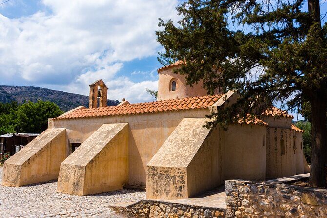 Road-trip to Lasithi: Vidiani, Krasi, Olive Mill Farm, Lasinthos - Who Is This Tour Best Suited For?