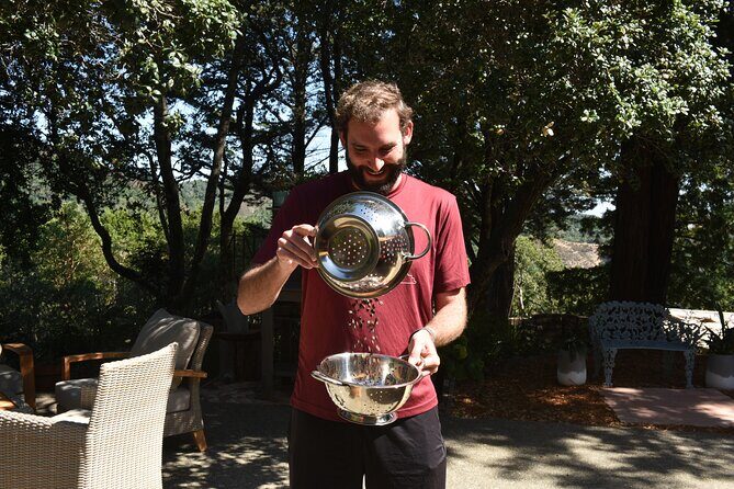 Roast Your Own Coffee - The Setting and Atmosphere