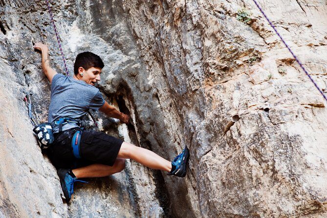 Rock Climbing Barcelona - The Climbing Routes and Experience