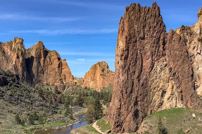 Rock Climbing Day Trip at Smith Rock State Park - Key Points