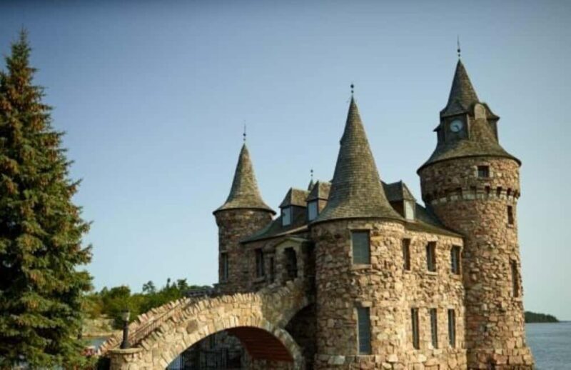 Rockport, ON: 1000 Islands/Boldt Castle Sightseeing Cruises - Exploring the 1000 Islands with Boldt Castle Sightseeing Cruises