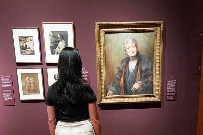 Rogues and Rebels Private Tour in National Portrait Gallery - Key Points