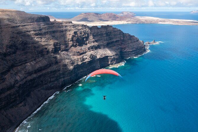 ROLLERCOASTER FLIGHT tandem paragliding Lanzarote with adrenalin - What to Expect at Each Stage