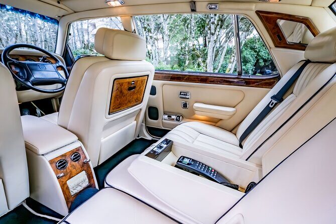 Rolls-Royce & Bentley Chauffeured All-inclusive Wine Tasting Tour - Delving Into the Itinerary