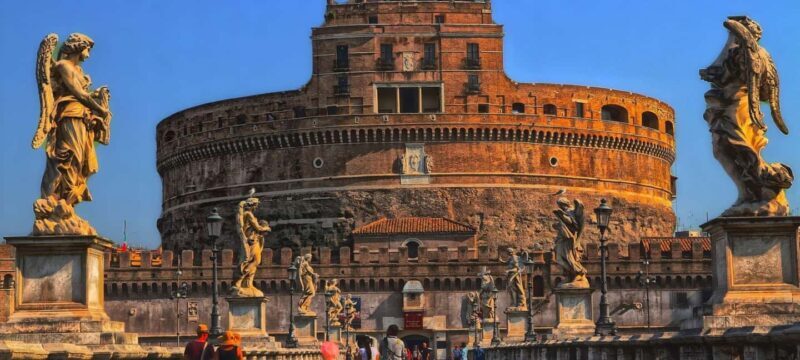 Roma - Majesty of Castel Sant'Angelo small group tour - Key Points