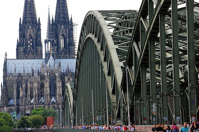 Roman City of Cologne: Day Trip from Amsterdam Christmas market - Transportation and Comfort
