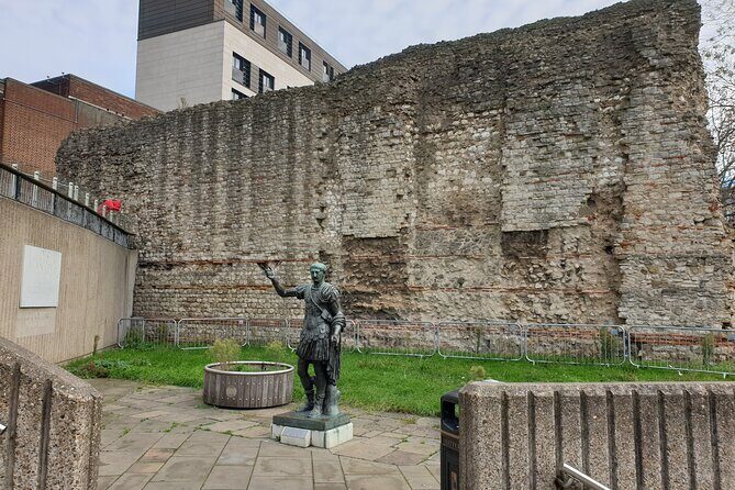 Roman Ruins to Blitz Bombings: A Walking Tour of London's Fiery History - Final Thoughts and Who It’s Best For