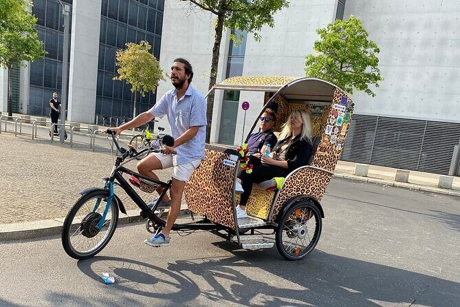 Romantic Berlin Rickshaw City and Photo Tour - incl. pick-up - What You Can Expect from the Tour
