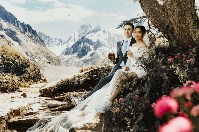 Romantic Chamonix Photo Shoot  Memories to Last a Lifetime - Key Points