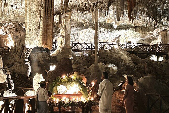 Romantic Dinner inside the Cenote Museum - Who Should Consider This Tour?