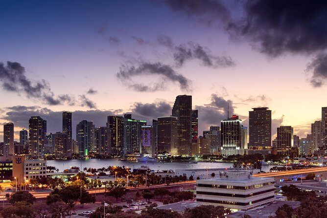 Romantic Miami 50-Min Plane Tour With Champagne - FAQ