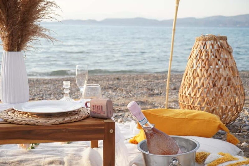 Romantic picnic in Corinth by the sea - The Food and Drink