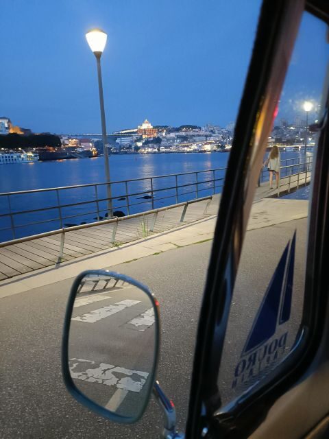 Romantic Tour on a Luxury Sailboat with Vintage Transfer 4H - Practical Details & Considerations