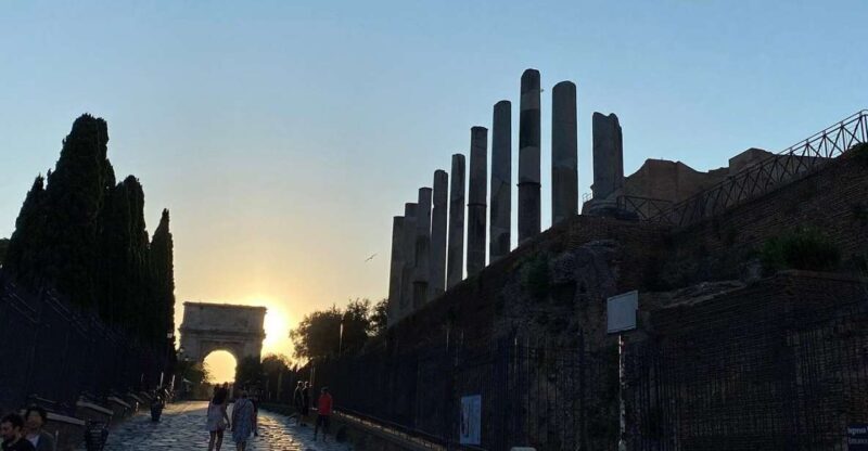 Rome: Ancient Rome Nighttime Sightseeing Tour - An Introduction to the Nighttime Roman Experience