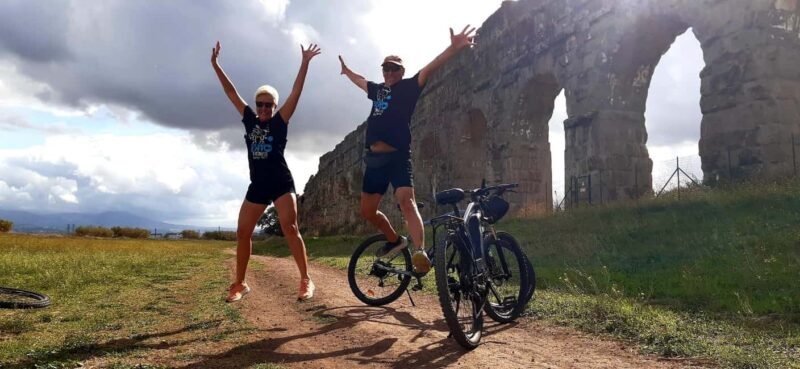Rome: Appian Way, Catacombs & Aqueducts by eBike + Transfer - The E-Bikes: Comfort and Confidence