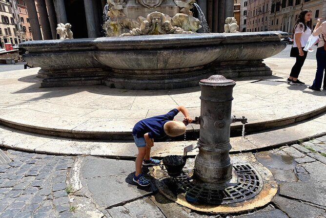 Rome at Sunrise Walking Tour: Pantheon Trevi Fountain & Breakfast - Drawing from Reviews: What Travelers Say