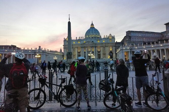Rome at sunset is magic on two wheels - FAQ