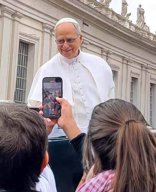 Rome: Audience Pope Leo XIV with guided tour - An in-depth look at what this tour offers